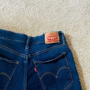 Levi 721 High rise skinny Jean